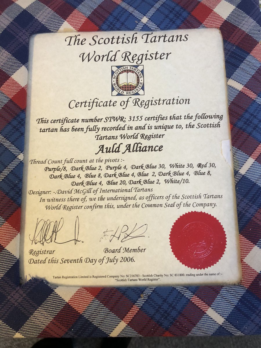 Le tartan de la « Auld Alliance » ! The tartan was registered in 2006 <a href="/ArchiSturrock/">Archippus Sturrock</a> <a href="/MinColonna/">Catherine Colonna</a> <a href="/ifecosse/">Institut français d'Ecosse</a> <a href="/cgfEdimbourg/">La France en Ecosse</a> <a href="/FranceintheUK/">French Embassy UK🇫🇷🇪🇺</a> <a href="/AmbDuchene/">Hélène Duchêne</a>