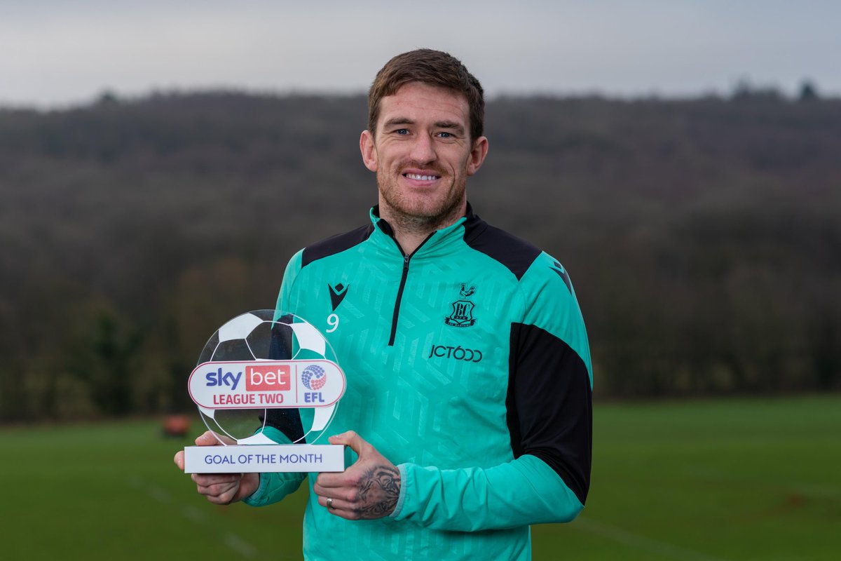 Andy Cook wins December L2 goal of the month award for Port Vale Boxing Day worldie. 👏

Much deserved. A welcome bit of news:

“It has given me a well-timed boost as I begin the road to recovery. I will be working as hard as possible to come back stronger.” 

#bcafc <a href="/BBCWYS/">BBC Sport West Yorkshire</a>