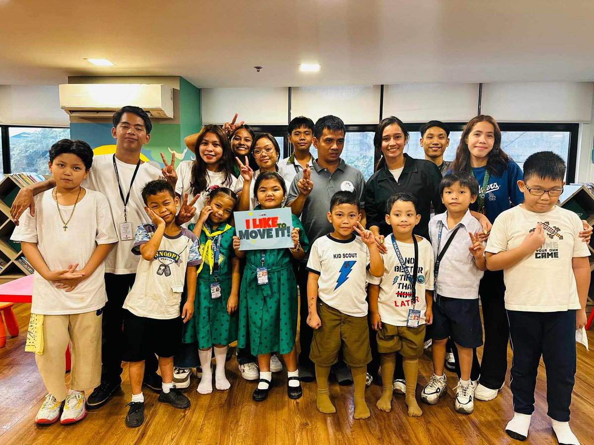 valcitylibrary's tweet photo. Tayo na't umindak kasama ang mga batang Valenzuelano sa I Like to Move It! Salamat po sa aming mga Ate at Kuya!
Halina't tayo nang makinig ng kuwento bukas sa Halika Na! Storytime.
#ILiketoMoveIt! #ValACE #AklatanNatinIto #AkoAtngAklatan #ValenzuelaCityLibrary https://t.co/OH3gkI48li