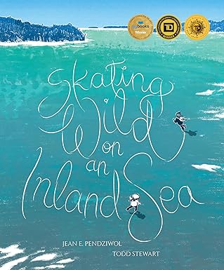 HuntsvillePL's tweet photo. Brrrr....It's Cold Outside! Read fiction that can chill to the bone. But then again some cold stories can warm the heart too 🤍💙. Carefully selected by your local reading specialists at Huntsville Public Library.  #ColdWeatherReads #LiteraryChills https://t.co/v4wuWzrfhV
