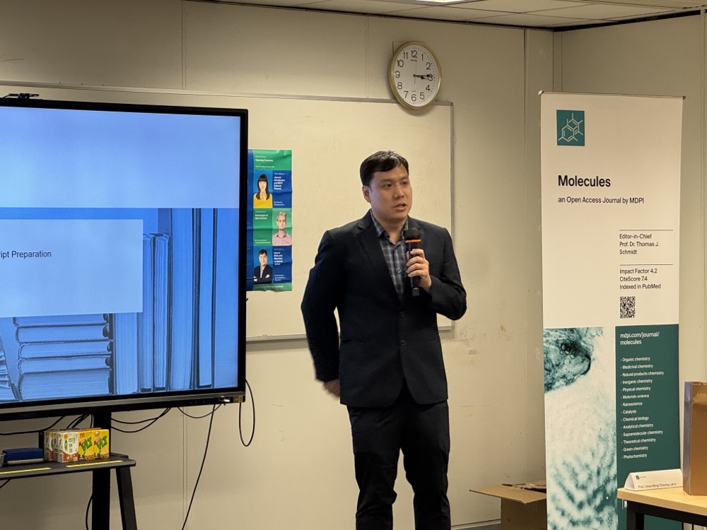 Molecules_MDPI's tweet image. 👀 Here are some photos from our Academic Publishing Workshop held on 14 January 2025 in collaboration with @HongKongPolyU!
👉 Find out more here: brnw.ch/21wQ4zq
@MDPIOpenAccess #AuthorWorkshop