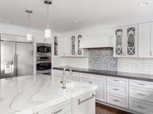 sellwitherin1's tweet photo. Here are ten interior design trends going away in 2025. https://t.co/sS6EfKB4gO https://t.co/X8l4qFajgo