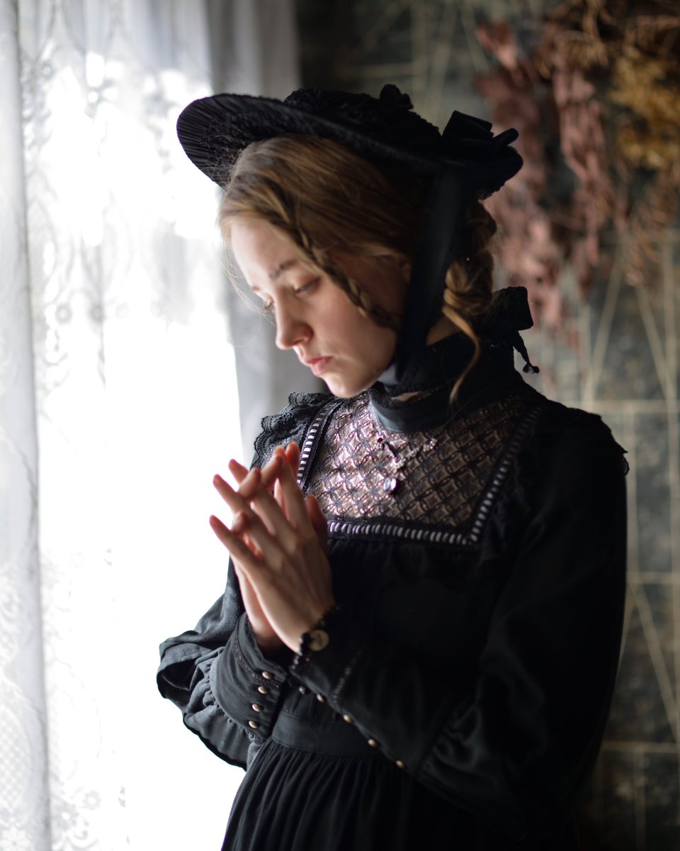 アンティークドールワンピース》 再々販のご予約受付を開始致しました