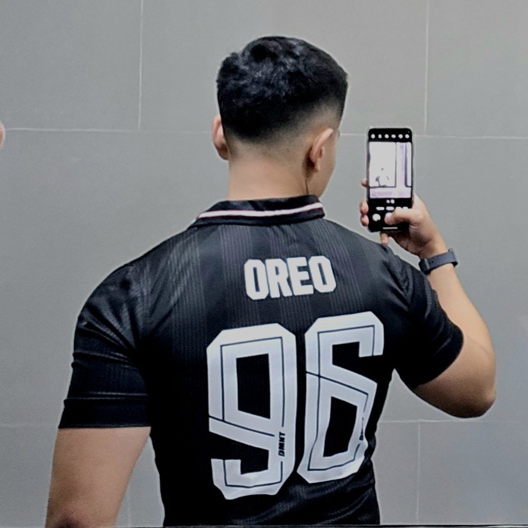 chromaticaoreo's tweet photo. Match day! https://t.co/LyXZyC205B