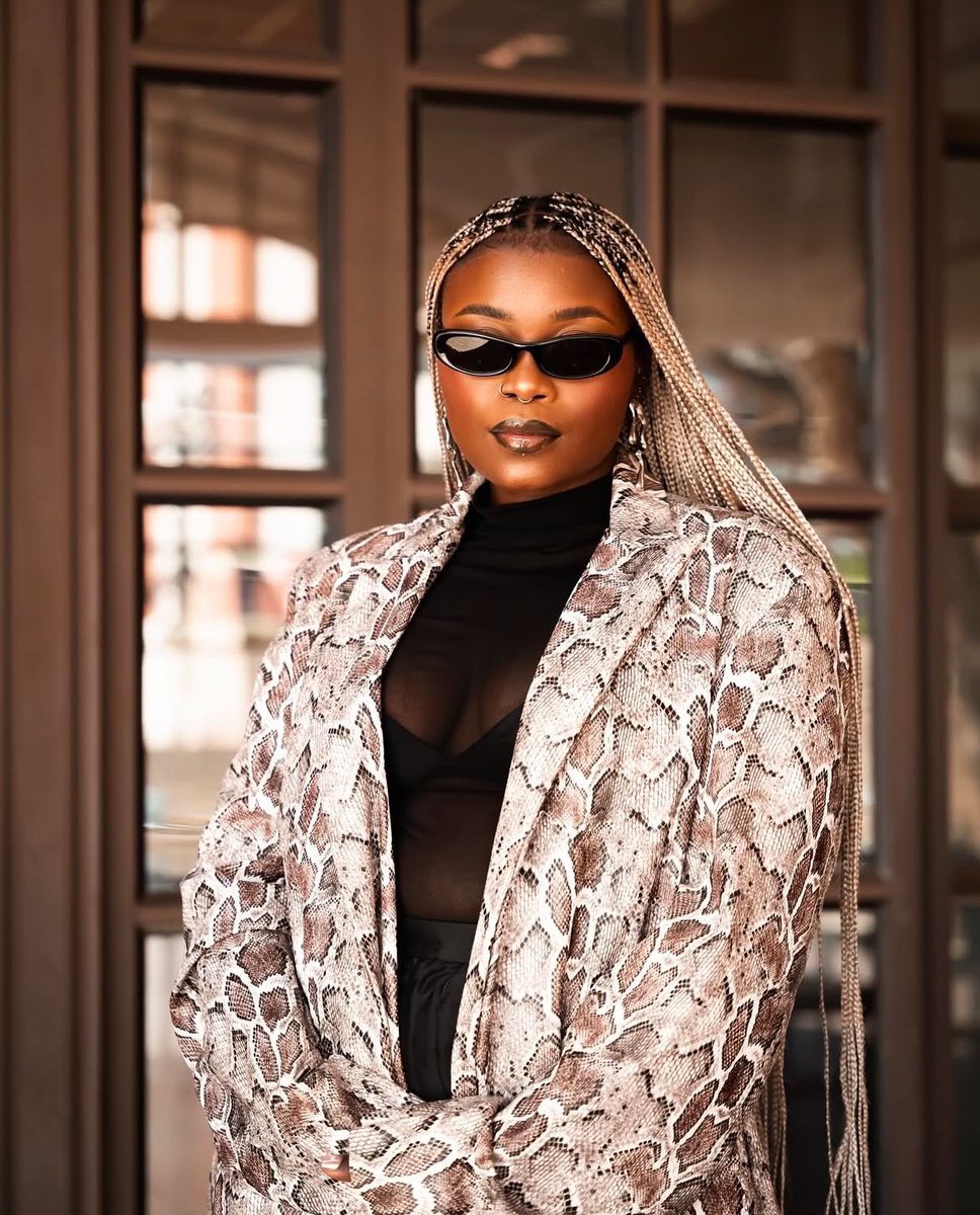 ICEKREAM_MAG's tweet image. Award-winning singer-songwriter @EgoEllaMay will be headlining the 3rd installment of Queertopia alongside South African greats such as @LangaMav @Zoe_Modiga &amp;amp; @Bongeziwe : icekream.co.za