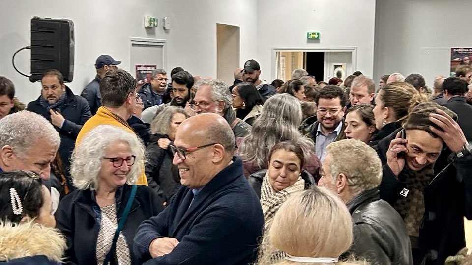SabrinaSebaihi's tweet photo. 🌠 Quelle joie de retrouver les Nanterriennes et les Nanterriens hier soir pour les vœux! L’occasion de revenir sur une année 2024 bien particulière qui nous aura soudés.

Cette nouvelle année s’annonce riche en combats. Vous pourrez compter sur moi !✊

#Nanterre https://t.co/yIBHHeaqtx