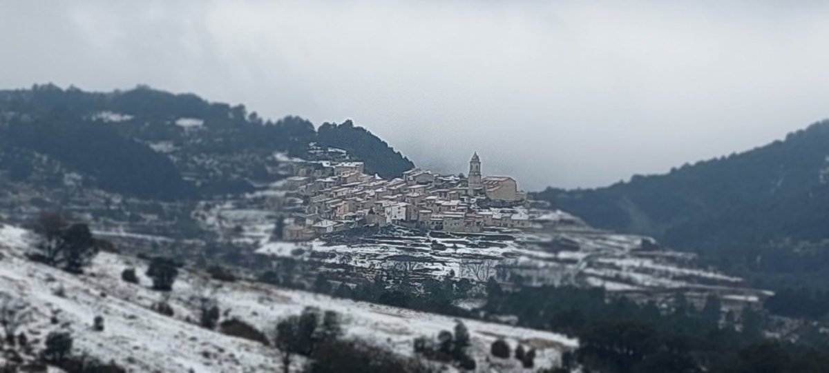 <a href="/elBoixar/">elBoixar</a> paisatge de postal