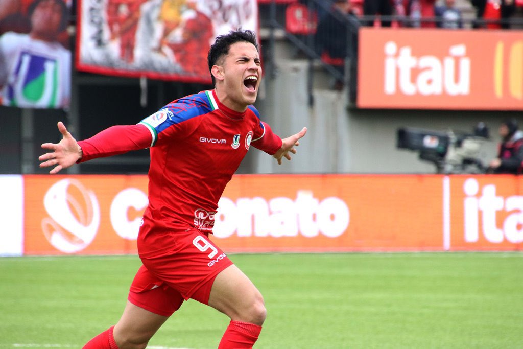 CLMerlo's tweet photo. 🚨David Romero, de muy buen paso por Unión La Calera, jugará en Tigre. 
*️⃣Talleres lo cede a préstamo por un año y con una opción de compra, como publicó @garcialuciano27 https://t.co/AOCyfBUMAB
