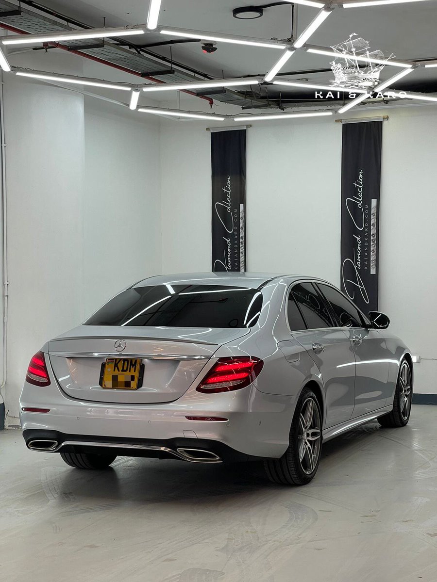 DiamondCollect_'s tweet photo. This 2016 Mercedes-Benz E200 combines luxury, style, and performance in a well-maintained sedan. With its elegant design and advanced features, the E200 offers a refined driving experience perfect for daily commutes or long-distance travel.

https://t.co/ElAqiWpggA https://t.co/P87Tsh7V9e