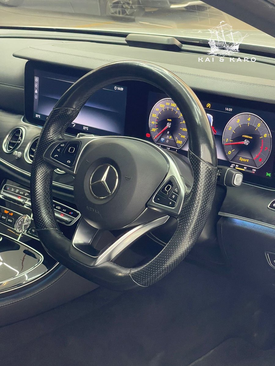 DiamondCollect_'s tweet photo. Bluetooth, USB, and AUX connectivity
Premium sound system
Keyless entry and push-button start
Dual-zone climate control
Cruise control and more.

https://t.co/ElAqiWpggA https://t.co/aPl65bOok1