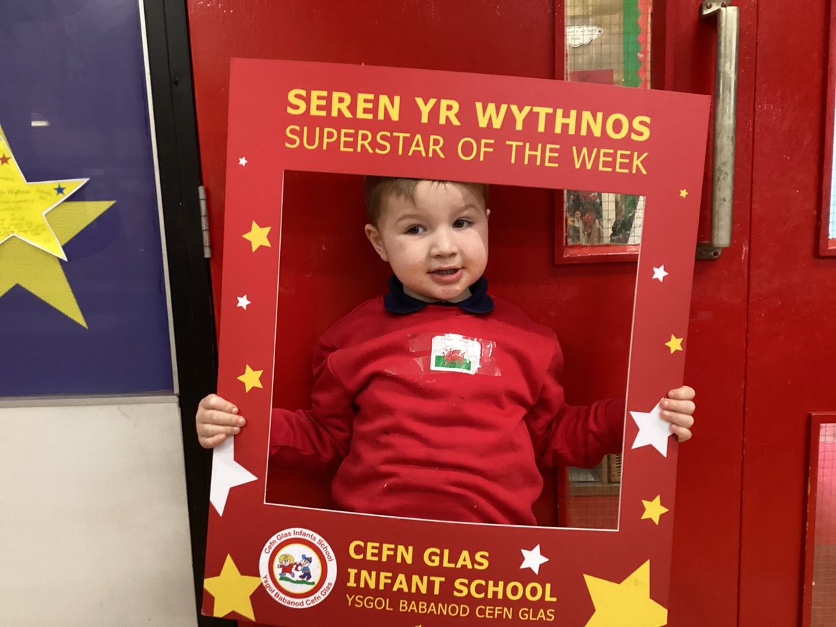 CGIRClack's tweet photo. 🌟🌟Seren Yr Wythnos🌟🌟 You have been trying your very best to recognise and name the letter sounds that you’ve been learning. Ardderchog! 🌟 #ambitiouscapablelearner #CGILLC https://t.co/XZmPvU4koi