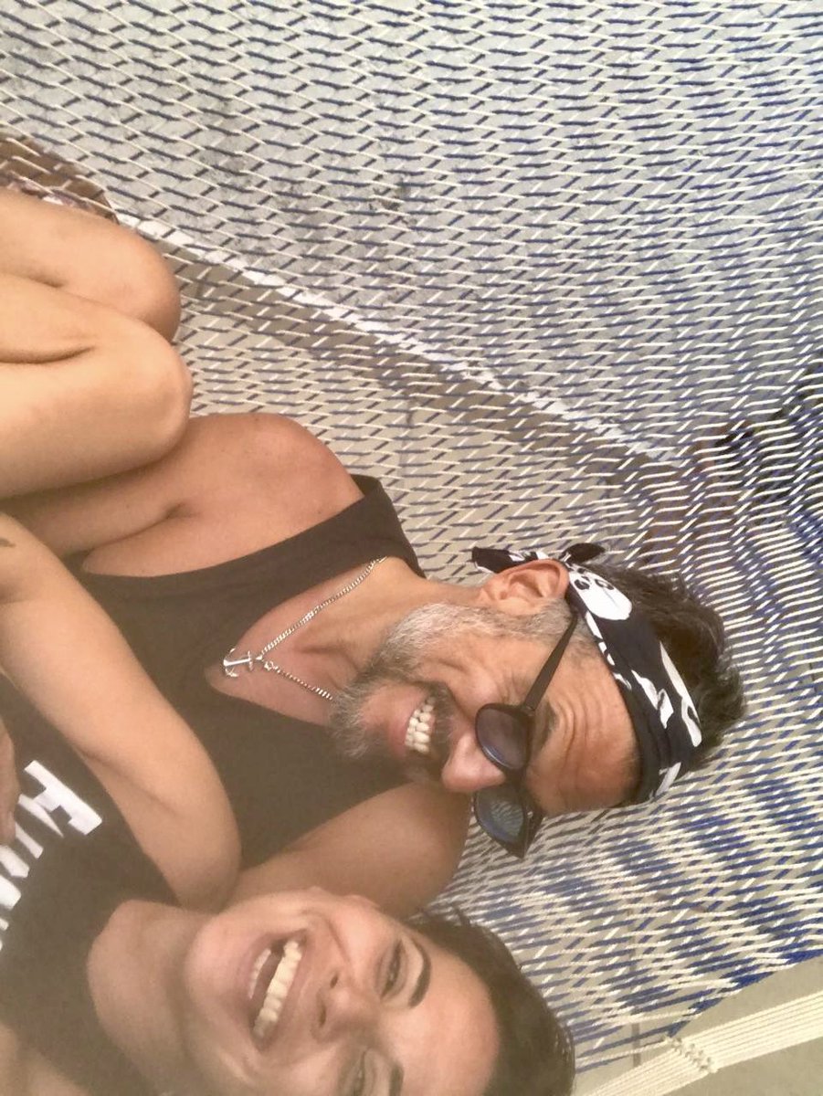 Así te guardo <a href="/amadonegro/">Julio Trujillo</a> 
No estoy lista para no volver a verte. 
Descansa en poesía 💔