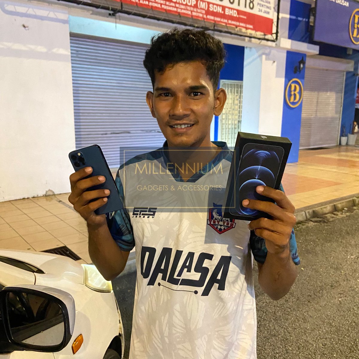 milleniumgadget's tweet image. IPHONE 12 PRO 256GB PASIFIC BLUE  SOLD! COD DI SHAH ALAM
Thank you support millennium

Ws/call 0199986900 fast deal
#iphone12pro #millenniumgadgets #millennm