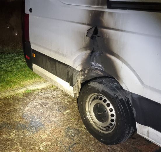 Brandstichting bestelbus Weg Acker Heemskerk