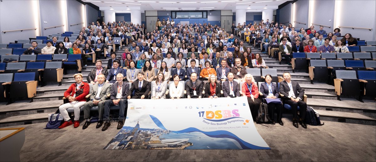 CimaUalg's tweet photo. CIMA's deep-sea research team is in Hong Kong for the 17th Deep-Sea Biology Symposium 🌊🔬. Over 300 participants, with 5 talks from CIMA members, including 3 students 🎓 &amp; 2 ERCs 🌟.

#UAlgCIMA #UAlg #17DSBS #DeepSea https://t.co/bklo3GjRkP