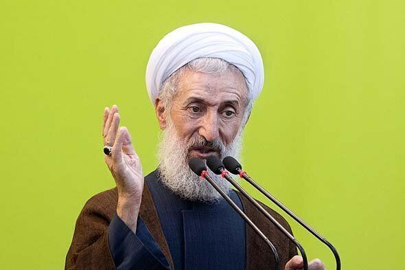 mahale_man's tweet photo. مخالفت #صدیقی، #امام_جمعه_تهران، با تلاش ها برای رفع تحریم: کسانی که دم از #سازش با آمریکا می زنند، بدانند مردم عهد کرده اند از پا ننشینند https://t.co/6fkNSnrTtq