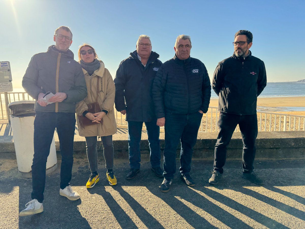 LaurentDrouaul2's tweet photo. Les reconnaissances du #RégionTour s’enchaînent. On vous promet avec 
#paysdelaloire #ampvisualtv et l’équipe TV de superbes images.
@LaurentDrouaul2  #msco @FFCyclisme  @LNC_CYCLISME https://t.co/VgObvINSEL