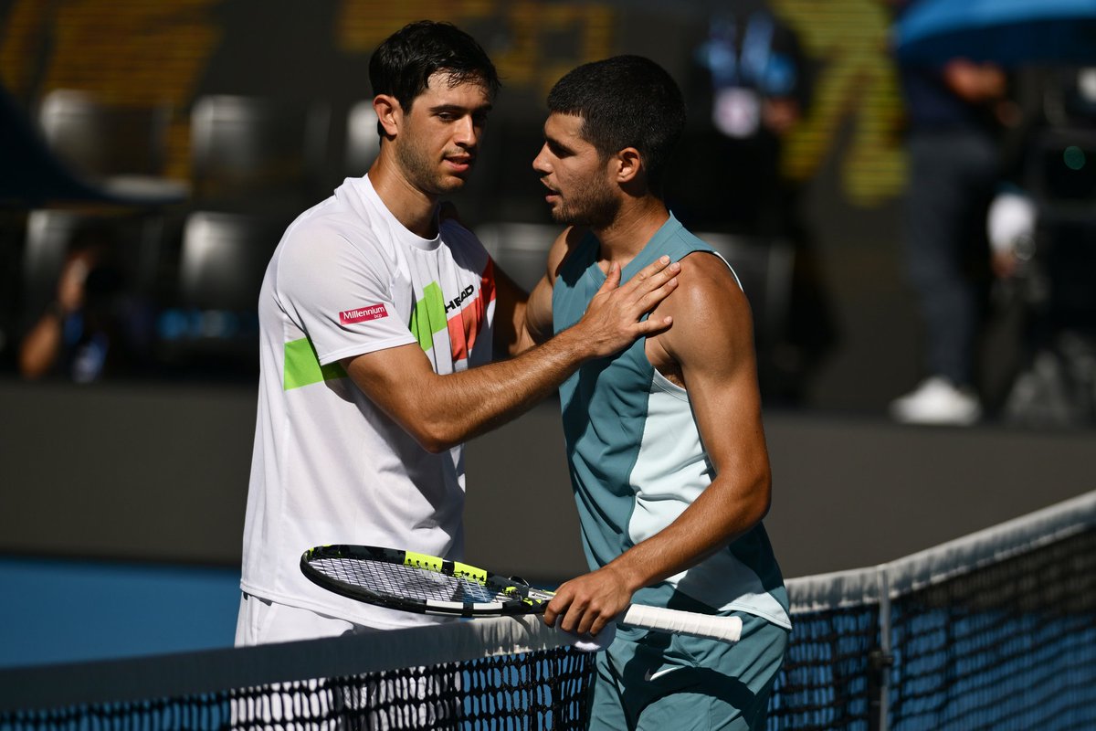 Left it all on RLA today ⚔️

Well played <a href="/carlitosal_c04/">carlitosalcarazz</a> good luck for the rest of the AO 👏

Thank you all for the support, we go again tomorrow in doubles 💪

📸: Quinn Rooney / Getty Images

#TeamHEAD #Hyundaipt #millenniumbcp #imgtennis #fptenis #AusOpen25