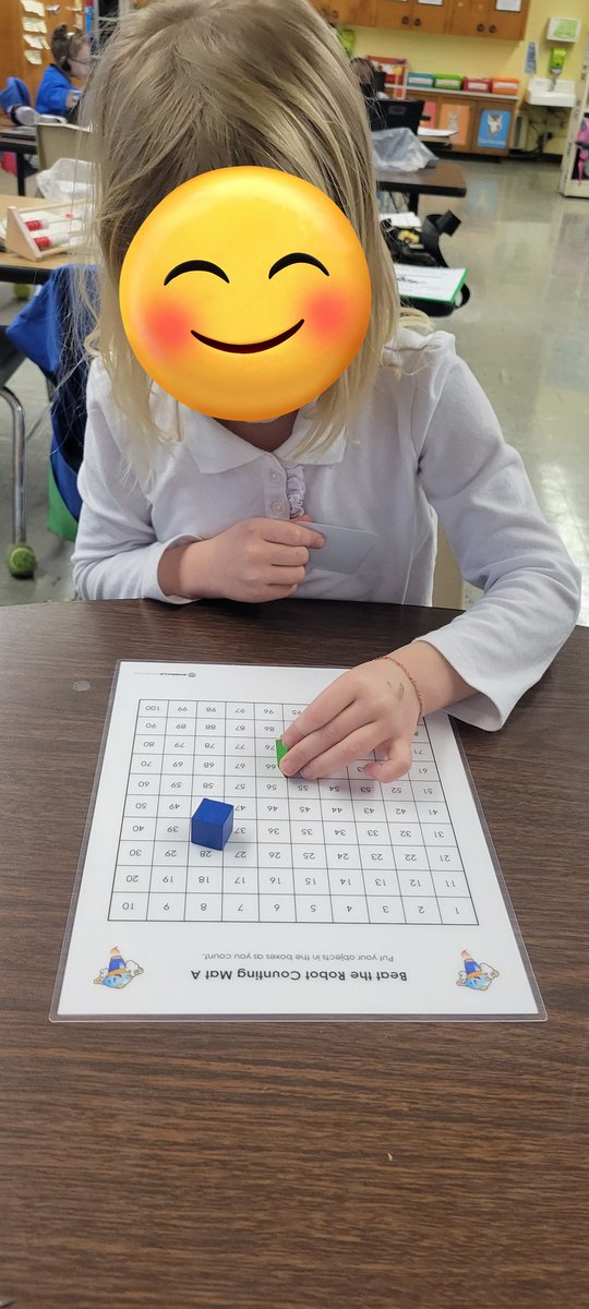 AritaElizabeth4's tweet photo. They beat the robot in Math! 
Proud of my kids 💓
@WHOwenES 
@ParticipateLrng https://t.co/V6krigKwBr