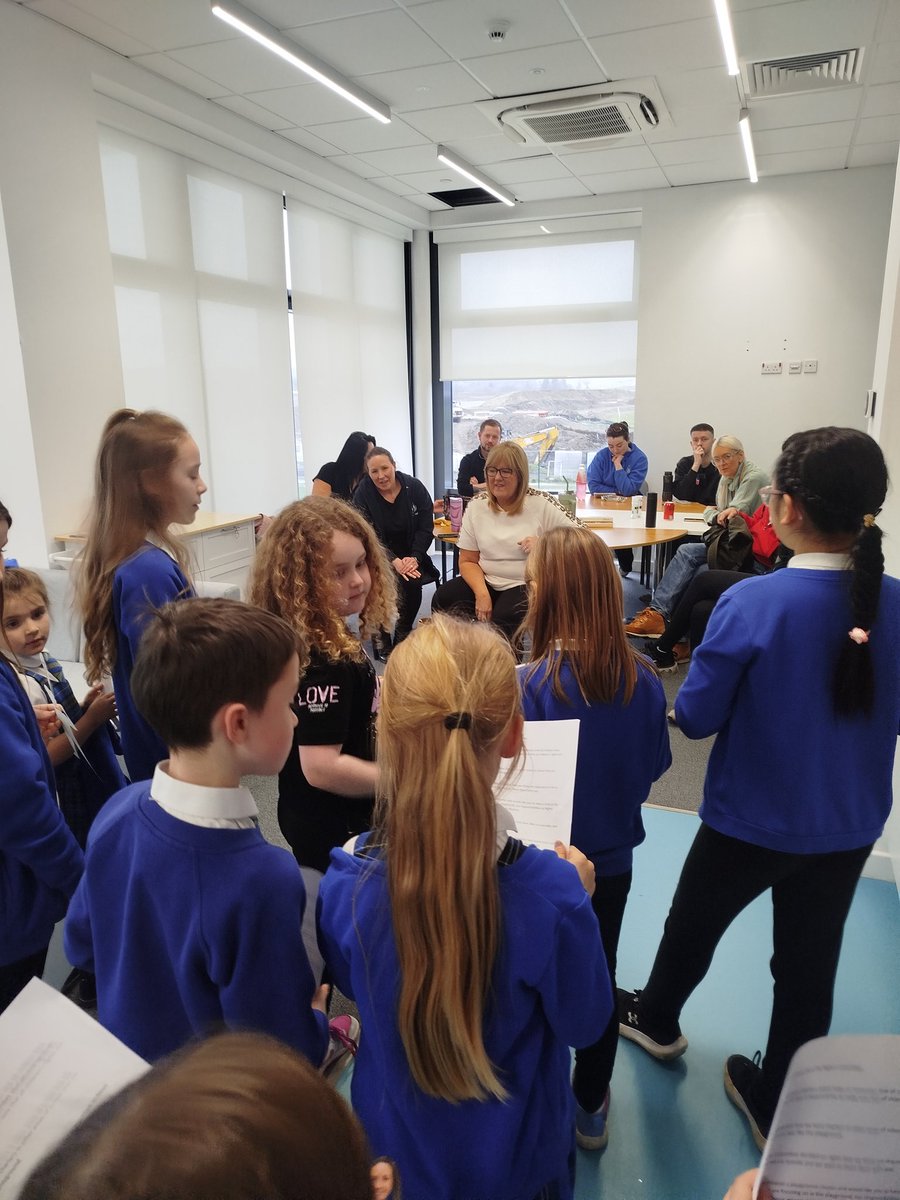 The Rights Committee consulted with the support staff today in order to agree actions for our playground charter.  Look out for it on our new pin boards very soon. #rightsrespectingschool <a href="/UNICEF/">UNICEF</a> <a href="/stevenkidd/">Steven Kidd</a>
