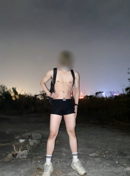 M76 62kg đang sinh sống ở SG
Nhận tất cả kèo HF 
Retweet nhận zalo của bạn ấy nhé