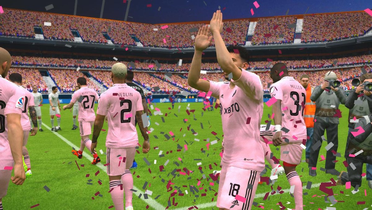 altinpatch's tweet image. chants, banners, performances, club anthems, almost 300 real stadiums...The atmosphere of real football. Transfers and ratings are updated for FREE every month.