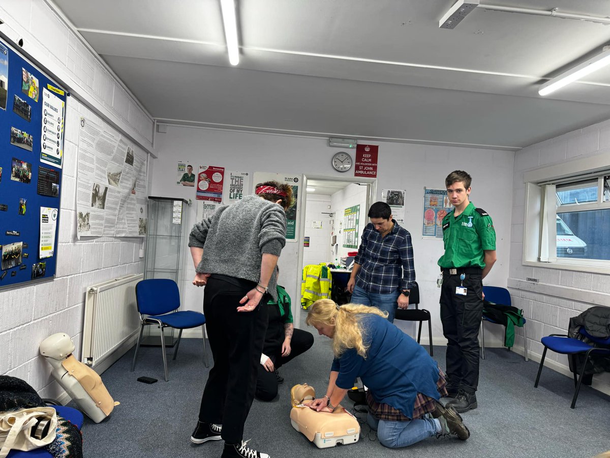 SJA_IoW's tweet photo. A successful sunday morning was had demonstrating to some @SouthernVectis staff how to use the new defibrillators at their premises.  Thanks to those that came.

#volunteering #mysjaday #IsleofWight https://t.co/xPYmddiLlk