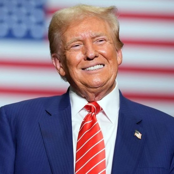 AlphasOfAvax's tweet photo. 🇺🇸 JUST IN: Trump explores a crypto reserve, with US-based assets like $AVAX in the spotlight.

Why @avax? Ultra-low fees, eco-friendly tech, and unmatched scalability.

#Avalanche could be the backbone of a national crypto initiative. https://t.co/KtywoqFBj6