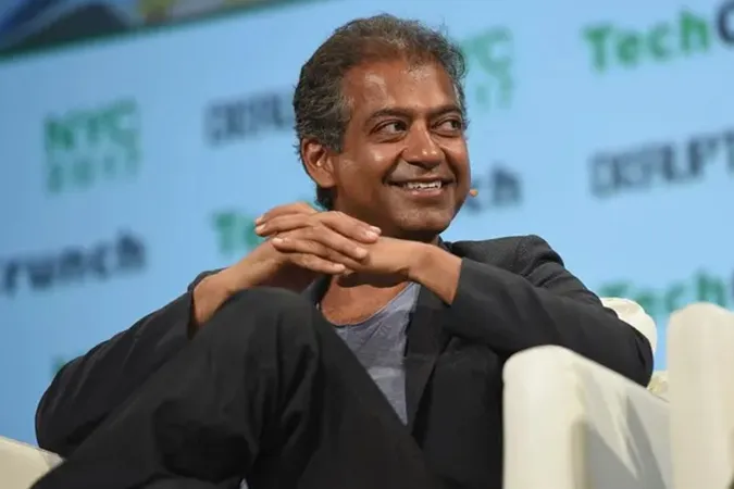 Naval Ravikant cracked the code on wealth and happiness.

But most people struggle their entire lives because they ignore his wisdom.

Don't let that be you.

These 6 life-changing insights will shift your mindset forever🧵: