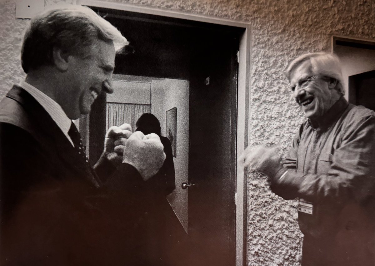 FlorenciaAstori's tweet photo. “La única esperanza real y verdadera de cambios, de solidaridad y de fraternidad, es el Frente Amplio”.

Feliz cumpleaños compañero, 
Tabaré Vázquez ✊🏻 https://t.co/9Opgqg8ne7