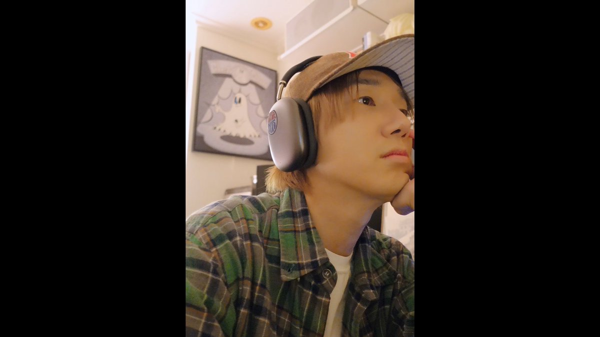 YESUNG_smtown's tweet photo. YESUNG 예성 '달의 노래 (My Dear)' Live Clip (Self-Cam Ver.)

https://t.co/6ScddQQYUk

#예성 #YESUNG
#슈퍼주니어 #SUPERJUNIOR
#달의노래 #MyDear https://t.co/MSTvG9rDCH