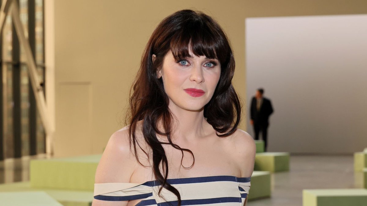 JuanC_Rdgz's tweet photo. π¬ Happy Birthday Zooey Deschanel ππ¬
#ZooeyDeschanel #500DaysofSummer #SummerFinn #NewGirl #JessicaDay #Trolls #TrollsWorldTour #Bridget #HappyBirthdayZooeyDeschanel https://t.co/xvgEUEG1eg