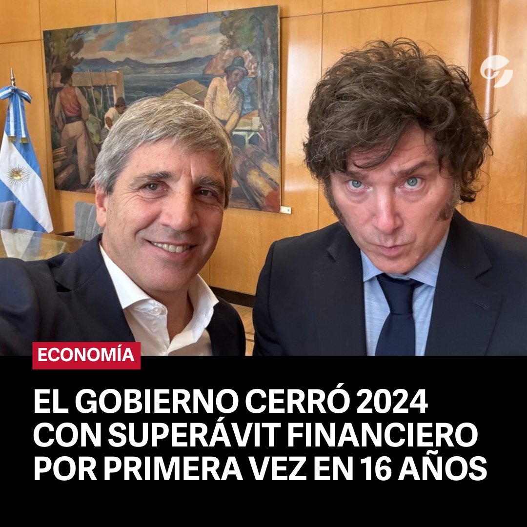 clarincom's tweet photo. Se trata del primer superávit financiero anual en 14 años, y el mayor en 16 años https://t.co/U40LuU8Vmn https://t.co/rSs7Kj2NTN