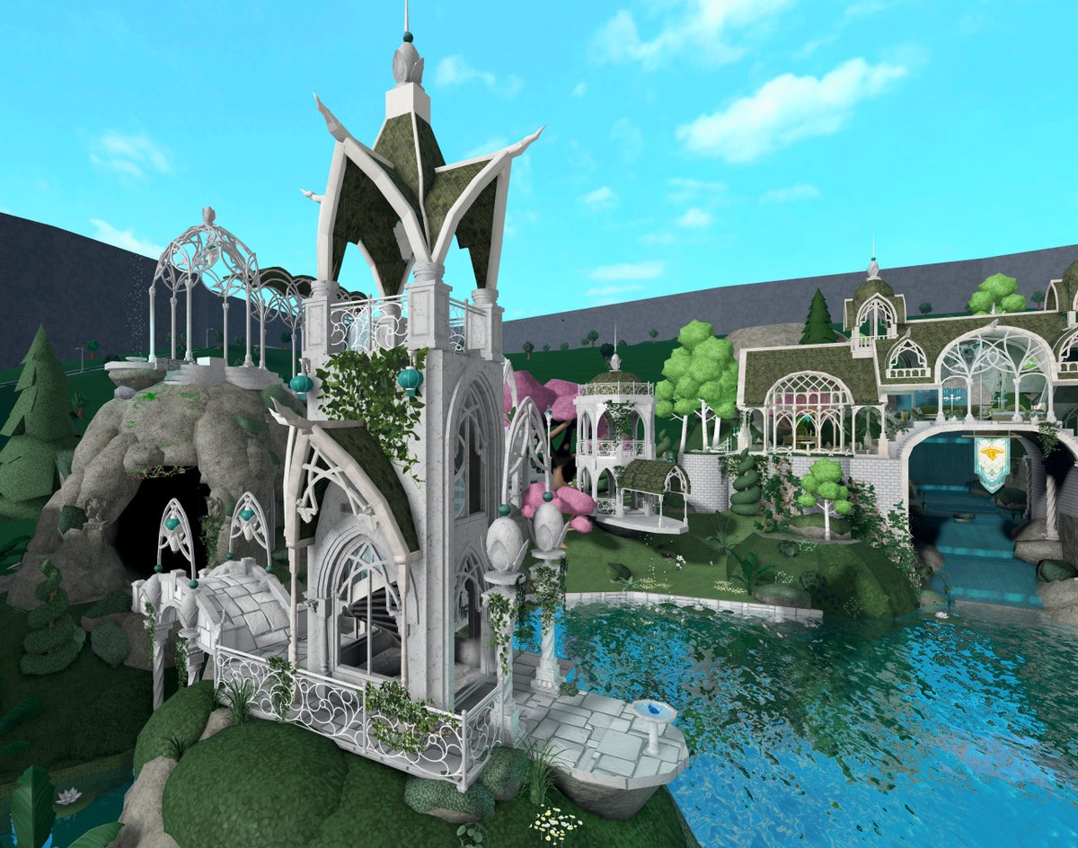 Lothlórien -opelë noun
Plot data 140% cost 2,6M

Long time no post:)
I used some inspiration and houses from Rivendell.
I did'nt get to finish as usual due to plot data, and I'm not too happy about the finishing, but it here it is;)

#bloxburgbuilds #ROBLOX #bloxburg