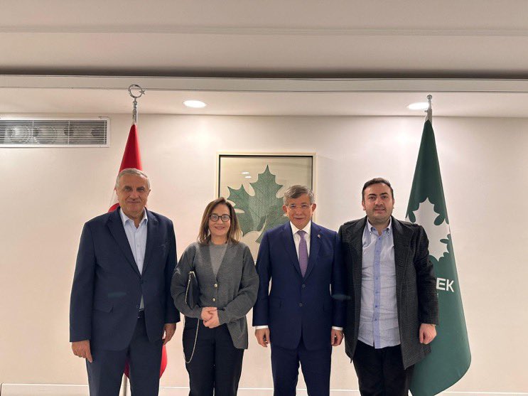 Adil Yaşam Derneği (@adilyasamresmi) on Twitter photo Adil Yaşam Derneği olarak <a href="/GelecekPartiTR/">Gelecek Partisi</a> Genenel Başkanı Sn <a href="/Ahmet_Davutoglu/">Ahmet Davutoğlu</a> ve Genel Başkan Yardımcısı <a href="/abdullahbasci/">Abdullah Başcı</a> beyefendilere Af raporumuzu ilettik bizlere göstermiş olduğu sıcak karşılamadan dolayı teşekkür ediyoruz.
<a href="/Mhalukcavusoglu/">M.Haluk Çavuşoğlu</a> <a href="/ayln69/">Aylinabla2 🇹🇷 istanbul. Aylin Balcı</a> Adil Yaşam Derneği olarak <a href="/GelecekPartiTR/">Gelecek Partisi</a> Genenel Başkanı Sn <a href="/Ahmet_Davutoglu/">Ahmet Davutoğlu</a> ve Genel Başkan Yardımcısı <a href="/abdullahbasci/">Abdullah Başcı</a> beyefendilere Af raporumuzu ilettik bizlere göstermiş olduğu sıcak karşılamadan dolayı teşekkür ediyoruz.
<a href="/Mhalukcavusoglu/">M.Haluk Çavuşoğlu</a> <a href="/ayln69/">Aylinabla2 🇹🇷 istanbul. Aylin Balcı</a>