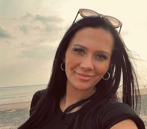 dashchecklist's tweet photo. Kiena detailed 2.5 yrs of physical & emotional abuse on her phone. She sought help but was not saved. Refuge estimates that 3 women experiencing domestic violence kill themselves each week. Attend expert led training &learn to identify red flags & risks https://t.co/OteXxherw3 https://t.co/mMKUb4y6eT