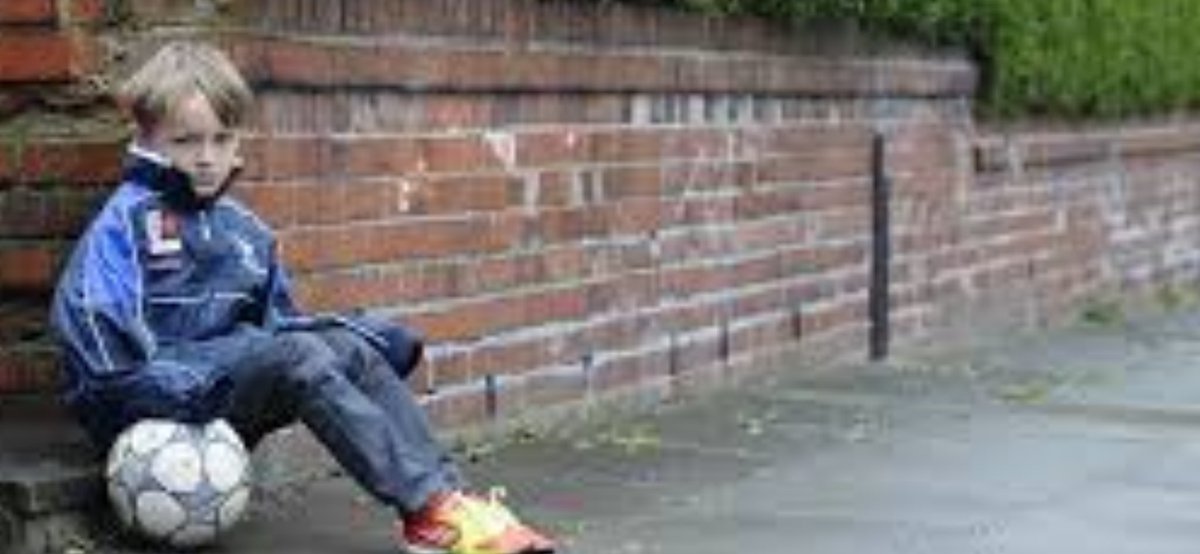 At the top of the footballing pyramid we have a player now on £500k a week for 9 years ? While at the bottom of the pyramid the place every football player starts off we have kids who are struggling to pay their £3/£4/£5 weekly subs, this is football today people please share