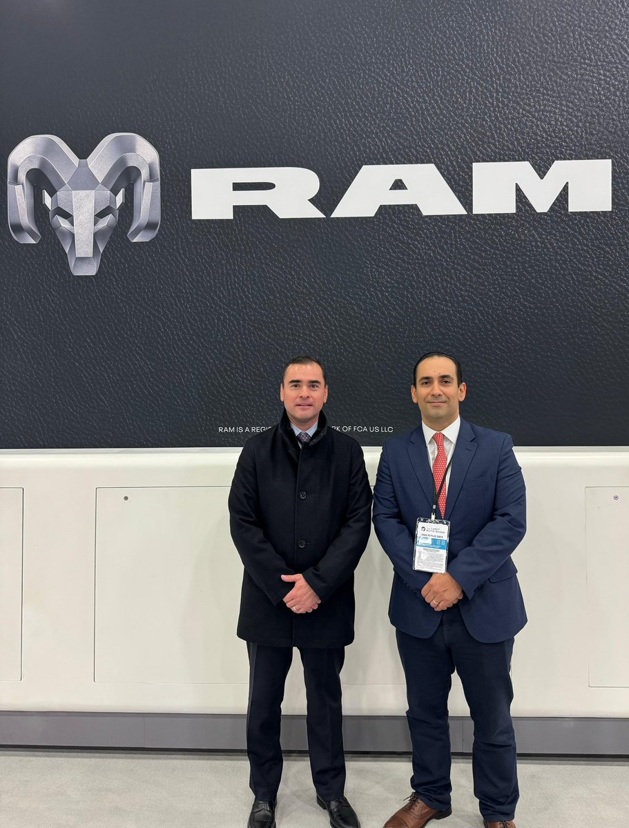 SEC_Coahuila's tweet photo. El Secretario de Economía, Luis Olivares Martínez asistió representando a Coahuila en el Autoshow Detroit 2025, junto con Gloria Gutiérrez, Titular de Pro Coahuila USA. https://t.co/2Bg30ZxAWa