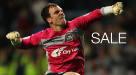 NEW LINES ADDED TO THE OUTLET
35% Off all outlet Gloves selsport.com
Hurry ends Midnight 19th Jan 2025