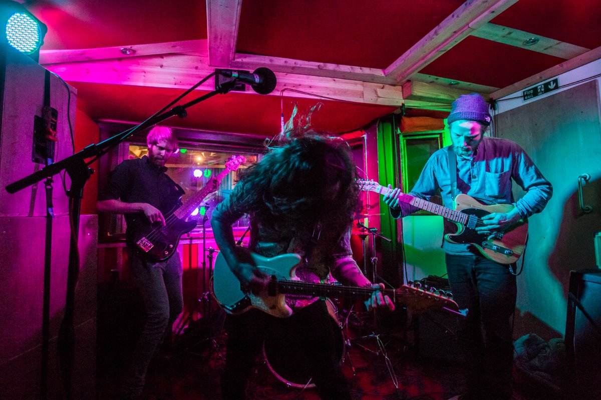 You're cordially invited to join us for Live At Vibes tomorrow from 7pm

Live bands, vegan curry, free entry, great humans

See you there

#huddersfield #recordingstudio #studiolife #newmusic #bands #livemusic #localmusic