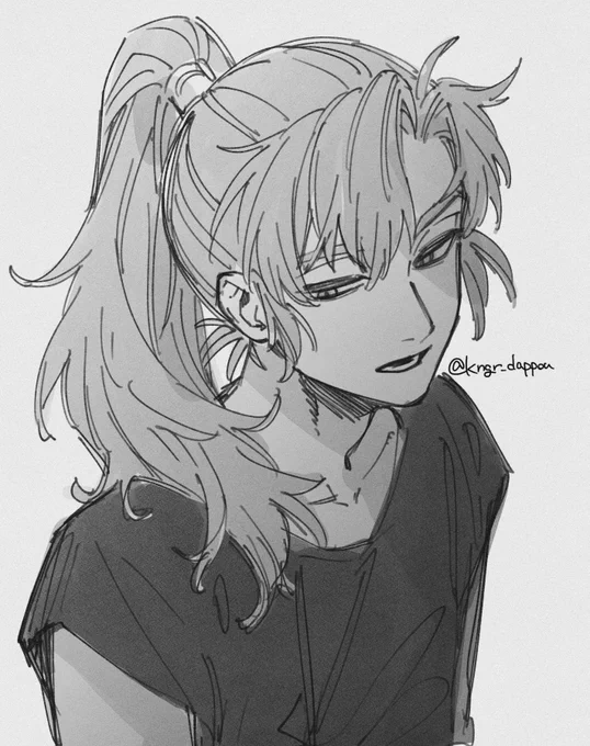 伊 