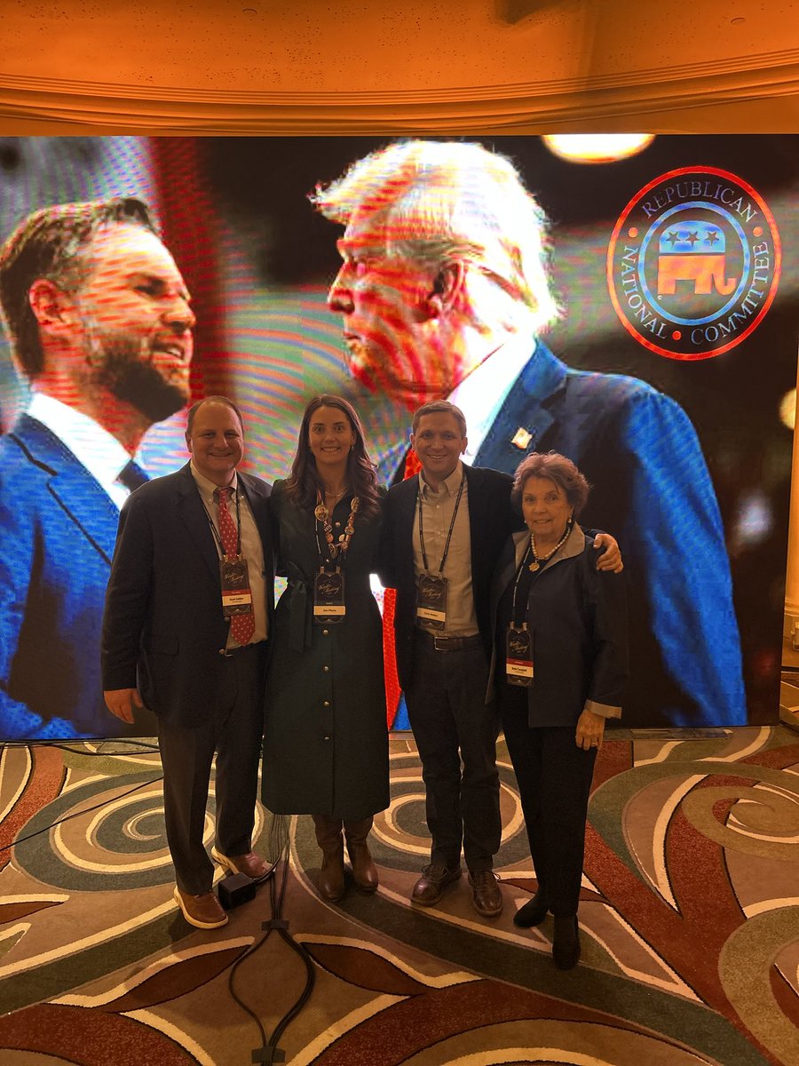 walkerut's tweet image. Tremendous honor helping host the ⁦@GOP⁩ late night party last night with sponsor state parties in TN, CA, RI and OH. Great crew ready to celebrate some great things over the next four years.