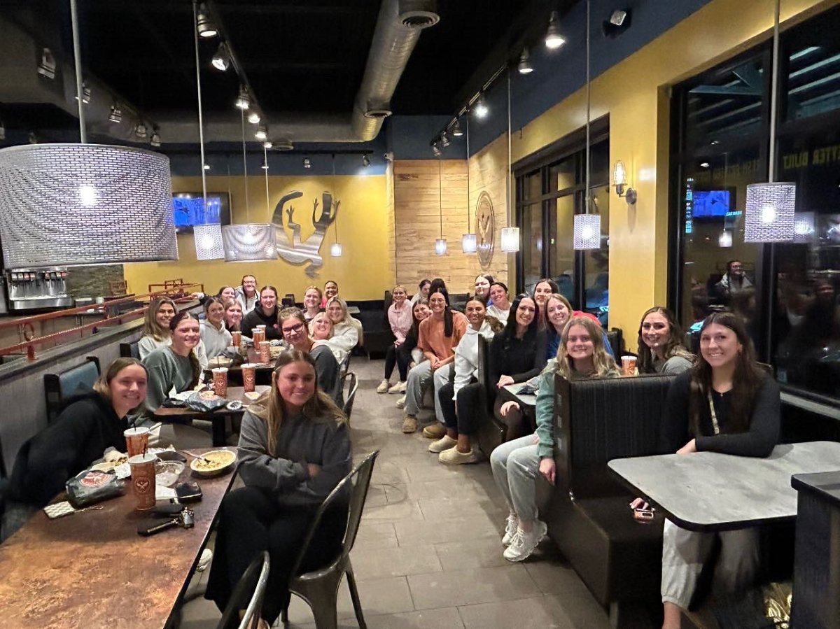 DMACC Softball (@dmaccsoftball) on Twitter photo ‼️YOUR BEARS‼️
Your Bears had a great team meal last night at Pancheros!
#GoBears🐻🥎
<a href="/BobLigouri/">Bob Ligouri</a> ‼️YOUR BEARS‼️
Your Bears had a great team meal last night at Pancheros!
#GoBears🐻🥎
<a href="/BobLigouri/">Bob Ligouri</a>