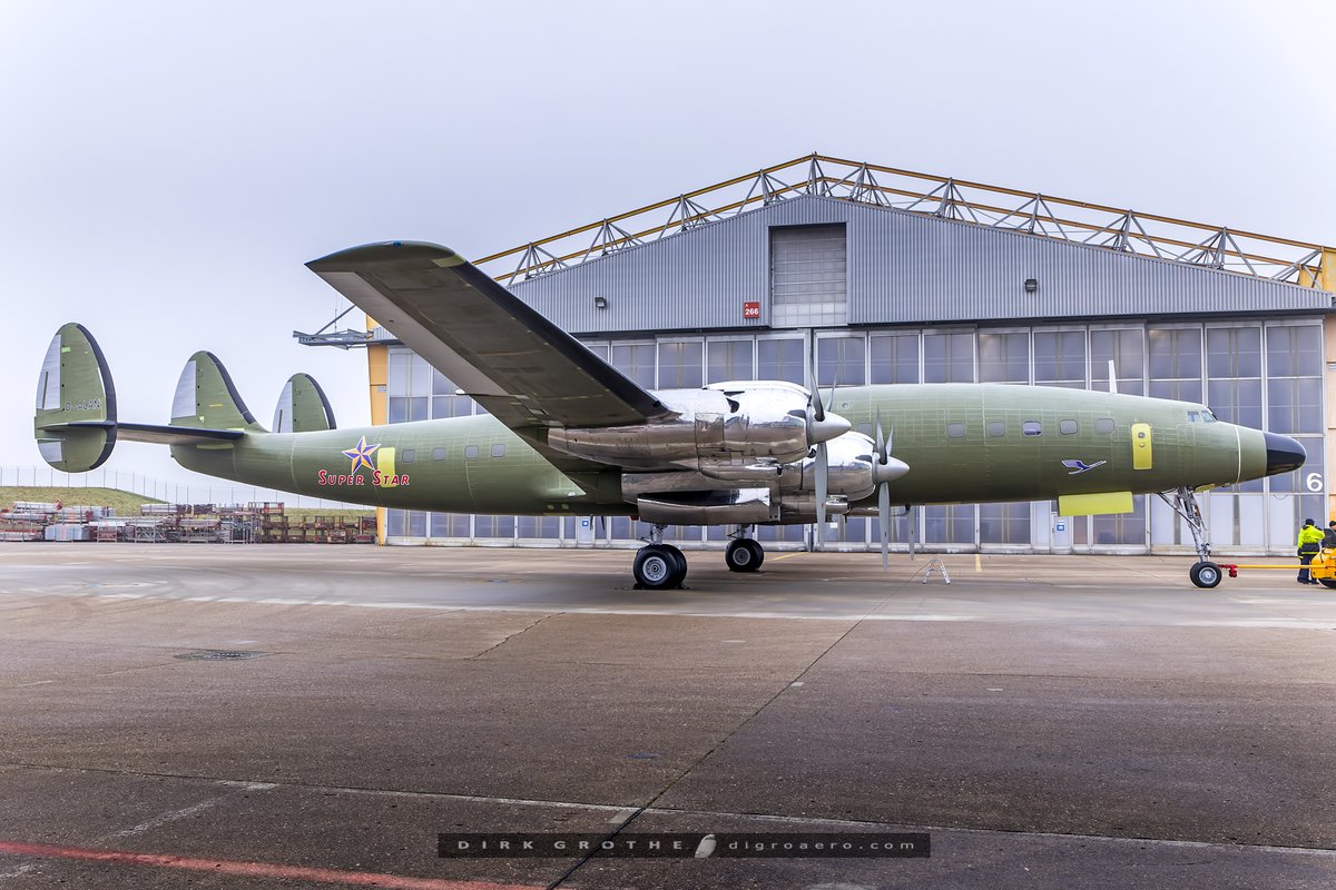 airwaysmagazine's tweet photo. Lufthansa Technik in Hamburg unveiled a restored Lockheed L-1649A "Super Star," initially delivered in 1957. After extensive restoration efforts, it will be displayed at Frankfurt Airport in 2026 as part of Lufthansa's centennial celebrations.

📸: Dirk Grothe/Airways https://t.co/Yh7yZFH2xn