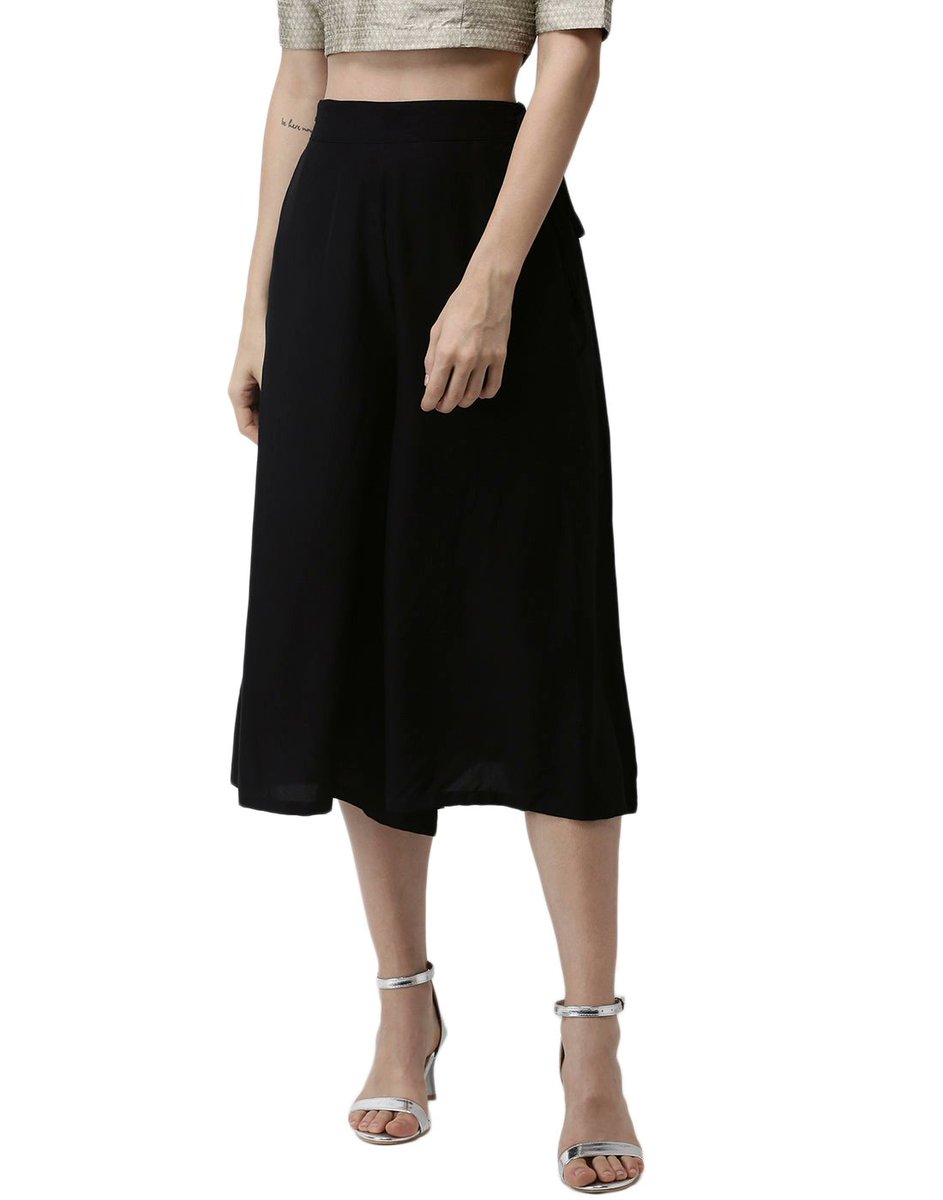 demozastores's tweet photo. Women’s Culottes Black 👇

#demozastores #notjustbasics #womensfashion https://t.co/crT0MGuEe6 https://t.co/AeRuHgbGz4