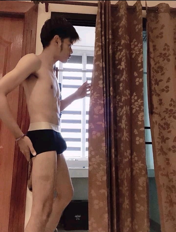 มีใครที่กำลังจิ้ม ❄️🥶 อยู่บ้างไหมครับ DM ผมมาได้นะ ผมพึ่งจิ้มไป เงี่ยนมากตอนนี้ งานเสือกลงควยอีกต่างหาก <a href="/ARTTIS8936/">ART' TISS</a>