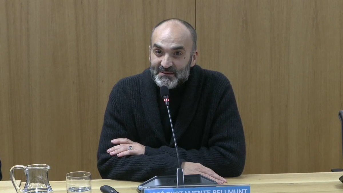 📌José Bustamante, psicólogo y presidente de la Asociación Española de Especialistas en Sexología, sobre el manejo de los celos en la pareja.

🔴EN DIRECTO en nuestro canal de YouTube.  #HablemosDeSexualidad⬇️
youtube.com/watch?v=Qd1jp7…