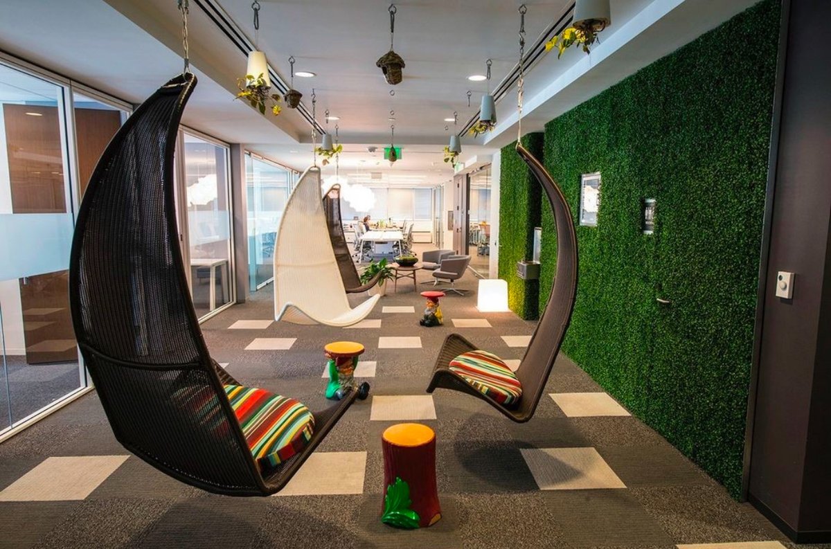 PipelineSpaces's tweet image. Happy Friday from Pipeline! 🚀 As we wrap up the week, we&apos;re reflecting on the growth and success we&apos;ve achieved together. Ready to tackle new challenges and make the next week even better. Let’s keep pushing forward! #PipelineSuccess #FridayVibes #Teamwork #ElevatingExcellence