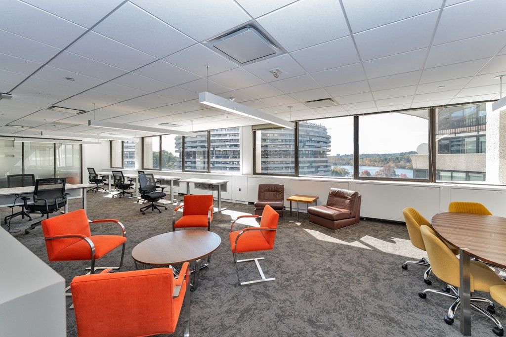Flexibility makes coworking spaces an attractive option for businesses navigating growth or navigating uncertain markets.