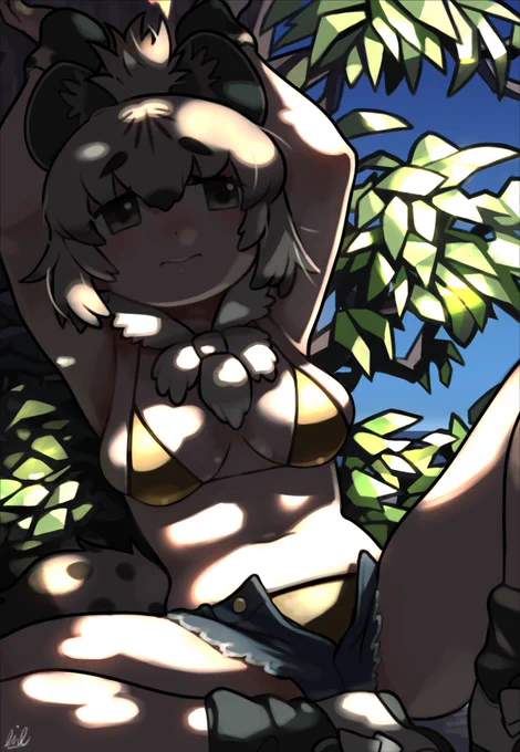 Skebにてブチハイエナの水着を描きました!ビキニスニーカーがすきです。 